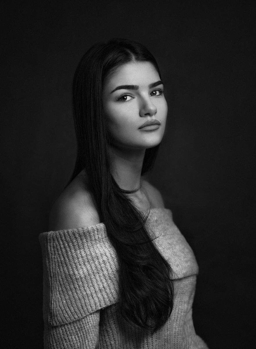 Antonia 2048px bw